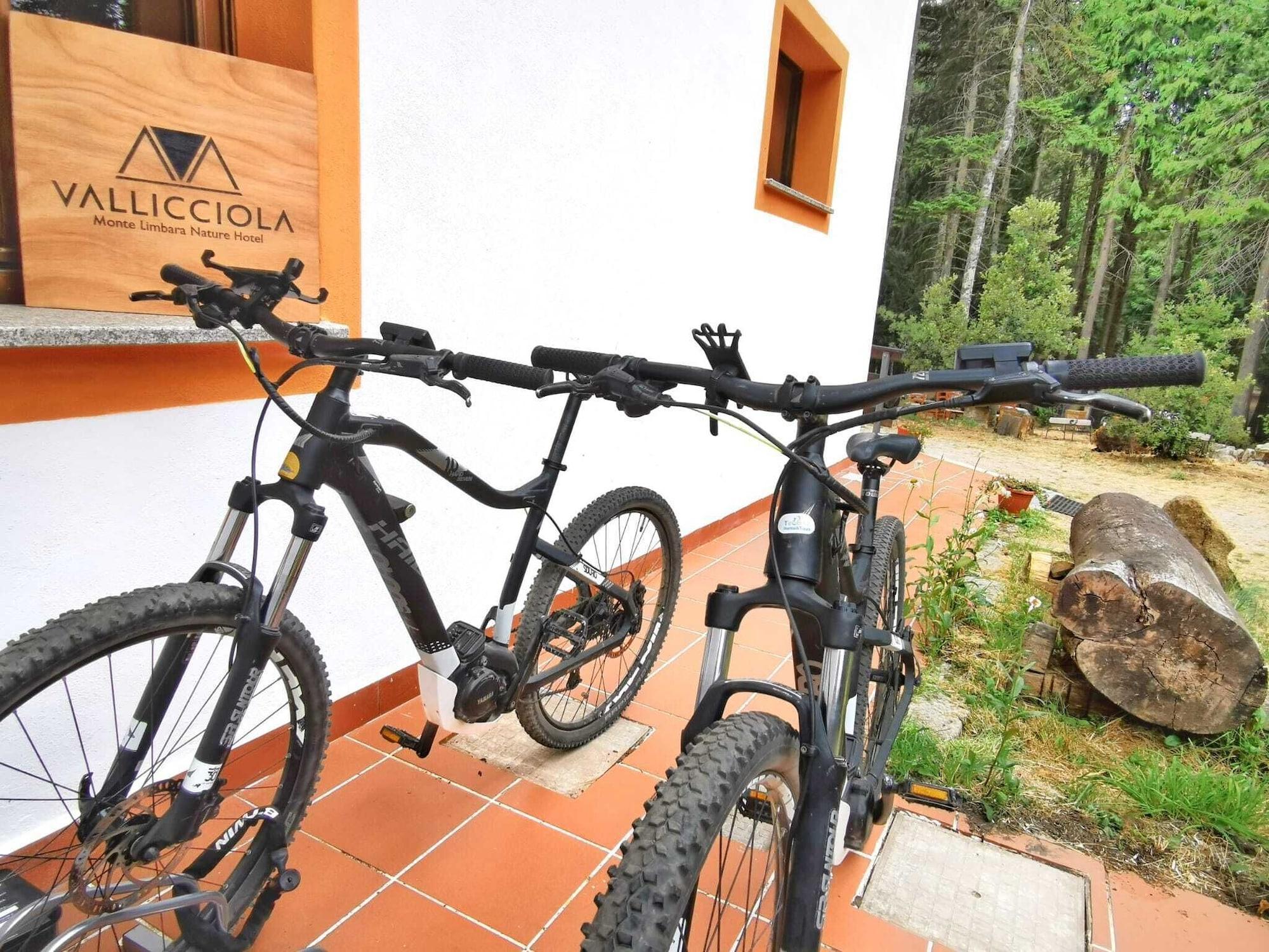 Vallicciola Nature Hotel 템피오파우사니아 외부 사진